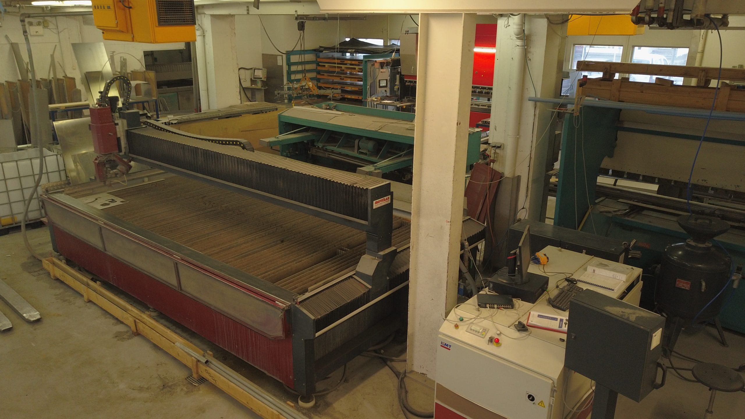 Vatnsskurðarvél notuð CLX 612 / 50 / S - 5 Ára - 4000X2000 Skurðarflötur - 50Hp dæla - Image 2