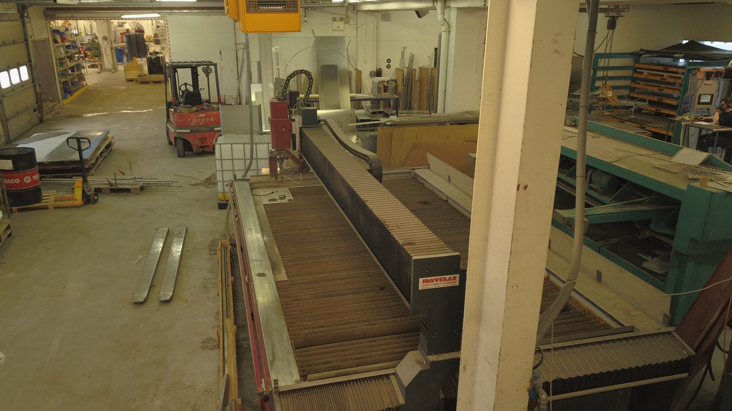 Vatnsskurðarvél notuð CLX 612 / 50 / S - 5 Ára - 4000X2000 Skurðarflötur - 50Hp dæla - Image 3